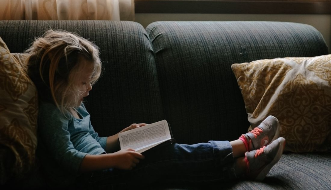 Girl-reading-1